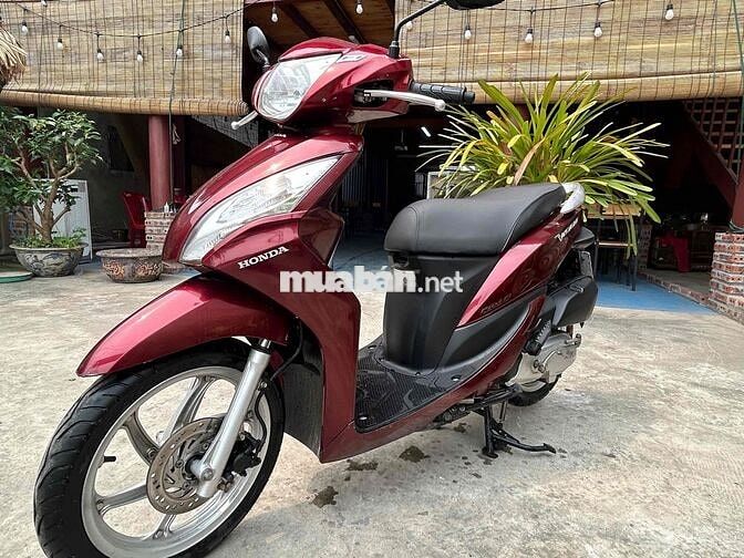 rất thích hợp cho chị em đi dạo phố . đi chợ