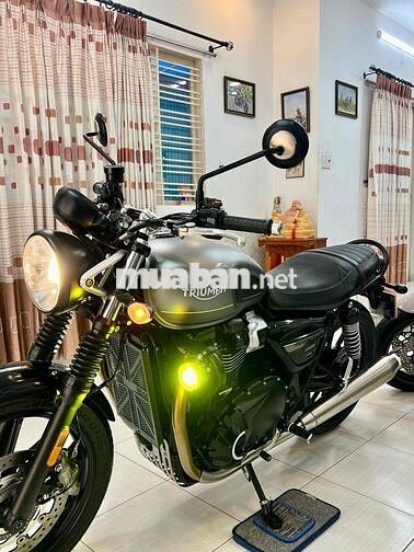 TRIUMPH SPEED TWIN 2023 MATT SILVER ICE
