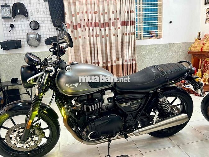 TRIUMPH SPEED TWIN 2023 MATT SILVER ICE