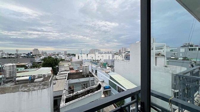 Cho thuê căn hộ ban công (40m2) - Thang máy hầm xe Dương Bá Trạc Q8