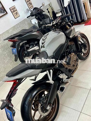 CB650R E-CLUTCH MODEL 2025 BẢO HÀNH HÃNG 6/2027