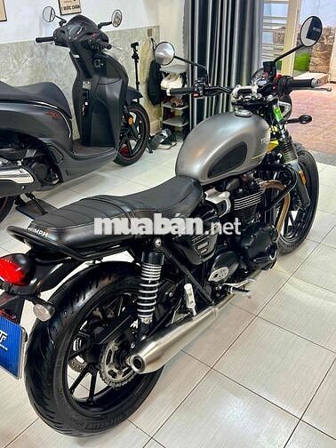 TRIUMPH SPEED TWIN 2023 MATT SILVER ICE