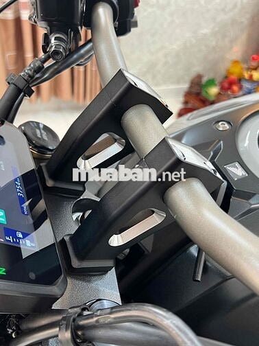 CB650R E-CLUTCH MODEL 2025 BẢO HÀNH HÃNG 6/2027