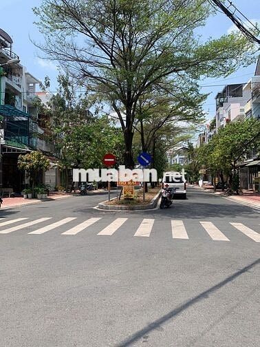 CHỈ 19TR - VIP CMT8 QUẬN 10 - HẺM 4M DÂN TRÍ - 3 TẦNG 4PN ĐẸP Ở LIỀN