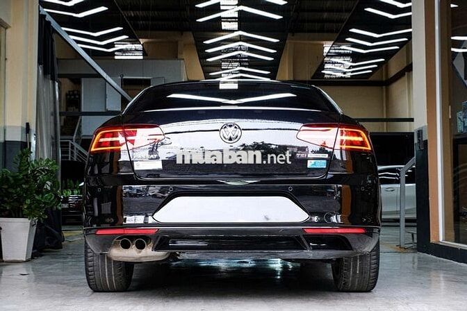 Volkswagen Passat 2017 Đen 48000 km
