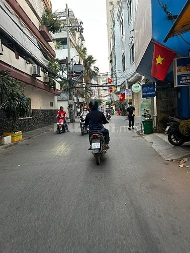 BÁN NHÀ - KHU ĐƯỜNG THÍCH QUẢNG ĐỨC 13.5 TỶ