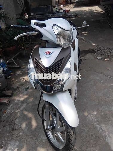 vision 2016 bs68 trắng camay 4D giá tốt 