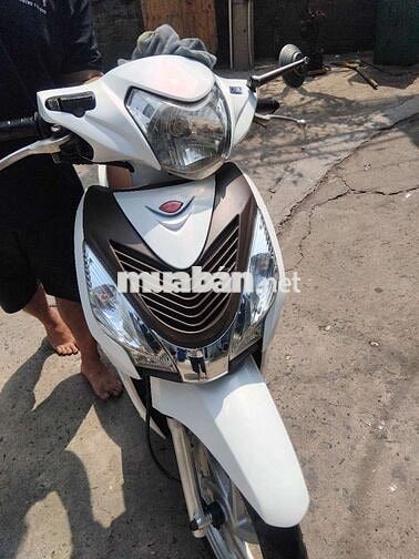 vision 2016 bs68 trắng camay 4D giá tốt 