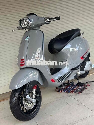 Piaggio Vespa Sprint iGet Xám xi măng