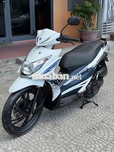 Suzuki Hayate FI 2012 Trắng