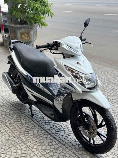 Suzuki Hayate FI 2012 Trắng
