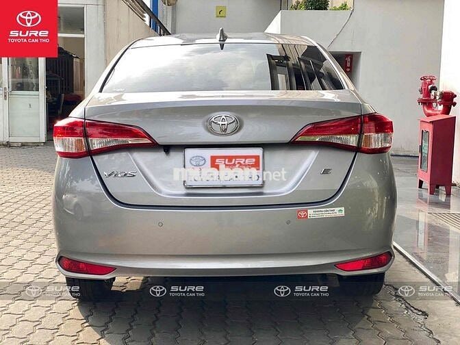 Toyota Vios E 2021 MT Bạc chính hãng