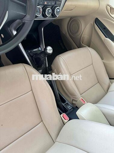Toyota Vios 2019 Trắng 5 chỗ