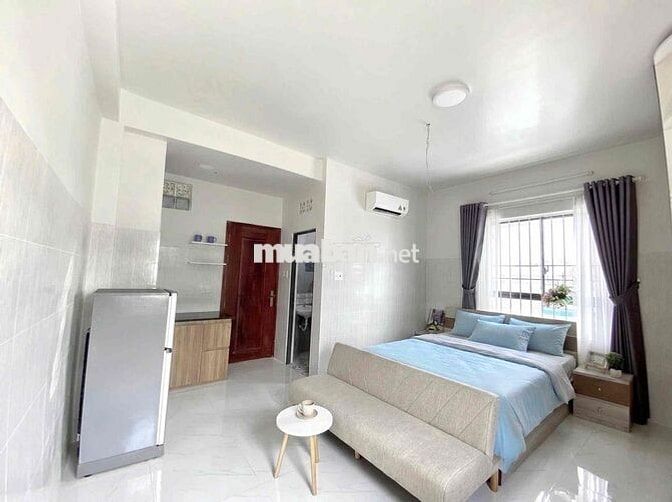 CHO THUÊ CĂN HỘ SÁT CẦU NGUYỄN VĂN CỪ QUẬN 5 - FULL NỘI THẤT