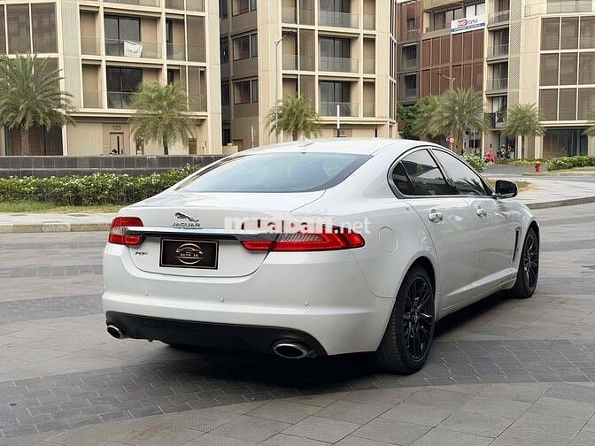 Jaguar XF 2.0 sx 2014 nhập Anh giữ quá kỹ, mới 90%