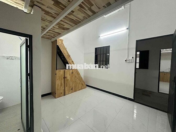 cho thuê dãy phòng trọ máy lạnh có gác không đụng đầu