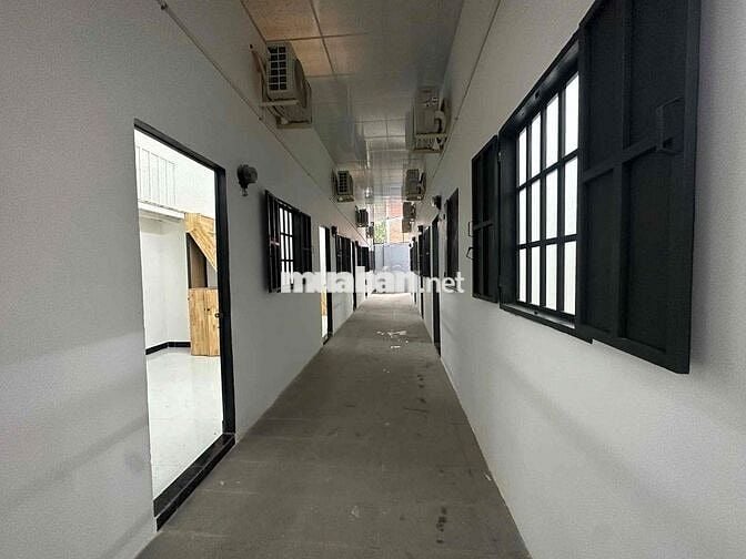 cho thuê dãy phòng trọ máy lạnh có gác không đụng đầu