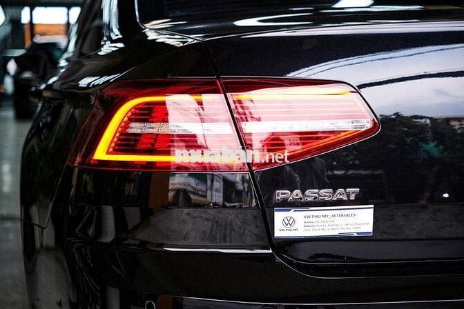 Passat Model 2018 77.000 km Full LS Hãng