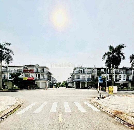 nhà phố phúc an city chỉ 1 căn ***