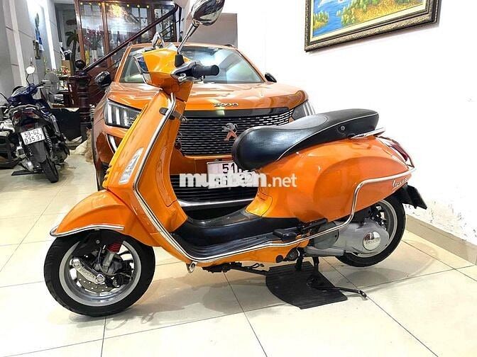 Piaggio Vespa Sprint 125cc 2016 Cam 8500 km 90% mớ