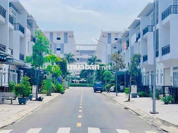 nhà phố phúc an city chỉ 1 căn ***