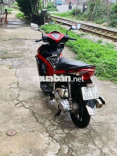 Honda Air Blade Đỏ đen bạc