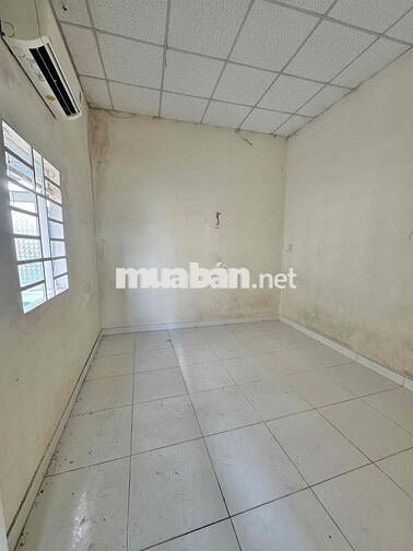 Căn góc hẻm xe hơi ngay ngã 3 Long Hậu đg Lê Văn Lương nối dài