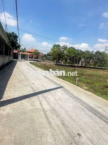 Lô đất 5 x 47m hẻm ôtô thông gần ngã 3 Mỹ Hạnh
