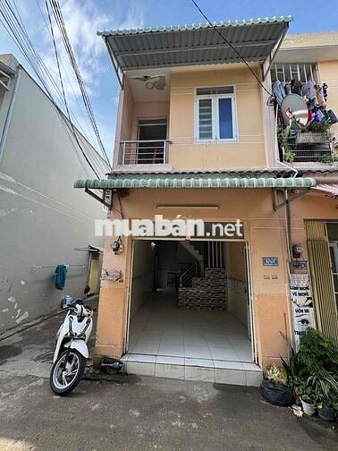 Căn góc hẻm xe hơi ngay ngã 3 Long Hậu đg Lê Văn Lương nối dài