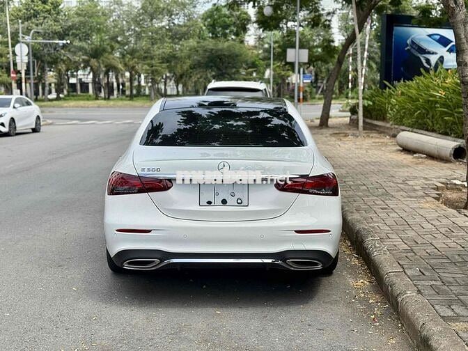 Mercedes E300 AMG siêu lướt chính hãng