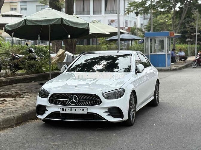 Mercedes E300 AMG siêu lướt chính hãng
