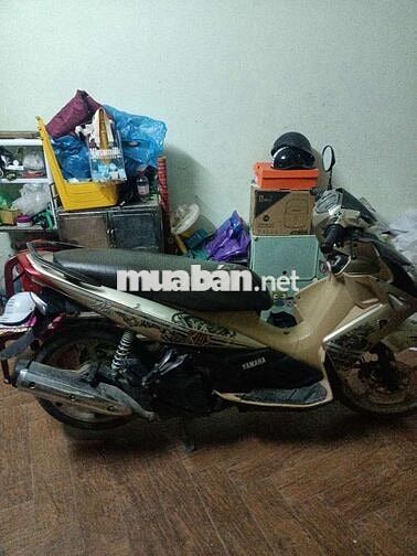 Yamaha Novo 3 màu Vàng cát