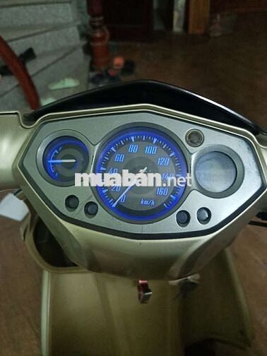 Yamaha Novo 3 màu Vàng cát