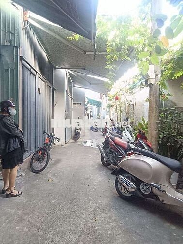 🏢 DÃY TRỌ 4 TẦNG – FULL 10 PHÒNG CHO THUÊ – DÒNG TIỀN 35TR/THÁNG