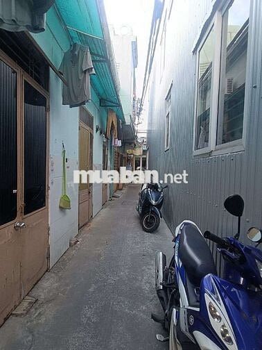 🏢 DÃY TRỌ 4 TẦNG – FULL 10 PHÒNG CHO THUÊ – DÒNG TIỀN 35TR/THÁNG