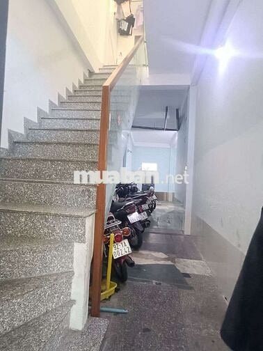 🏢 DÃY TRỌ 4 TẦNG – FULL 10 PHÒNG CHO THUÊ – DÒNG TIỀN 35TR/THÁNG