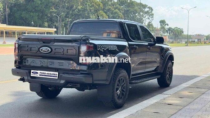 Ford Raptor 2025 Đen đi siêu lướt