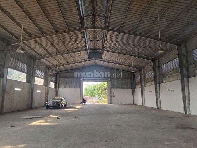 CHO THUÊ NHÀ XƯỞNG MẶT TIỀN TỈNH LÔ 8 TIỆN KNH DOANH SẢN XUẤT