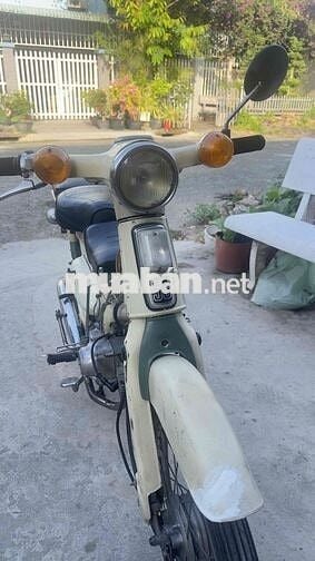 Honda Little Cub 50 Trắng kem
