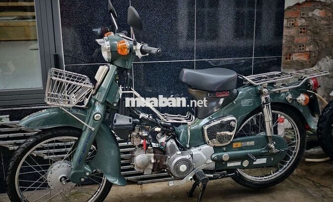 Xe máy Cub siêu keng