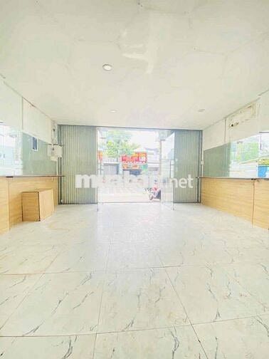Nhà MT Lê Thị Hà kd sầm uất 5x10 trệt lửng lầu sân thượng 3pn