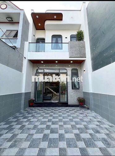 Bán nhà 1 trệt 1 lầu sổ hồng riêng, ngay KDC Phong Phú giá 1tỷ030triệu