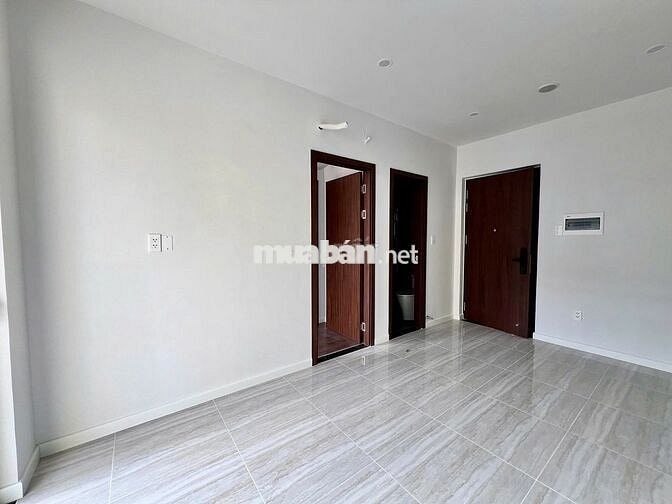 Chính Chủ cho thuê Tháp Emerald - 2PN2WC - View hồ bơi giá chỉ 6 triệu