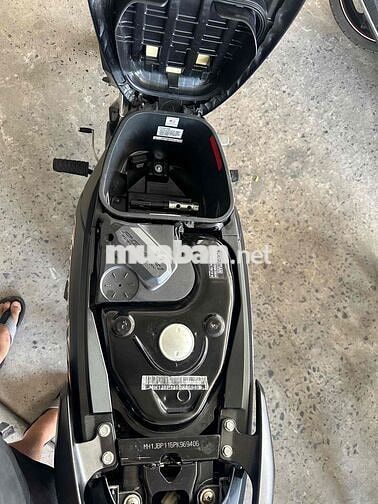 Honda Supra X Đen
