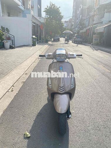 Piaggio Vespa Sprint Nâu Đèn LED 2 tầng