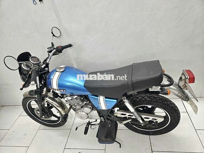 Suzuki EN-150 Xanh