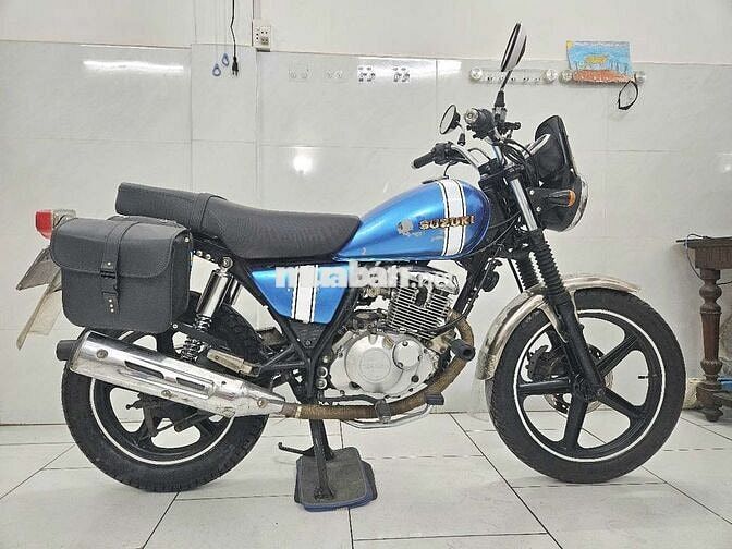 Suzuki EN-150 Xanh