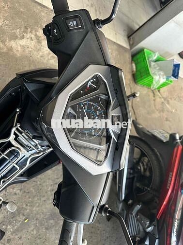 Honda Supra X Đen