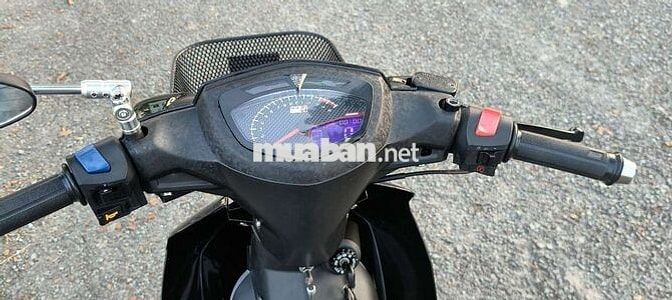 Yamaha Sirius màu Đen