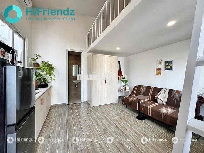 DUPLEX BAN CÔNG THOÁNG, MỚI 100%, GÁC CAO 2m, SÁT QUẬN 1, HÀNG XANH.